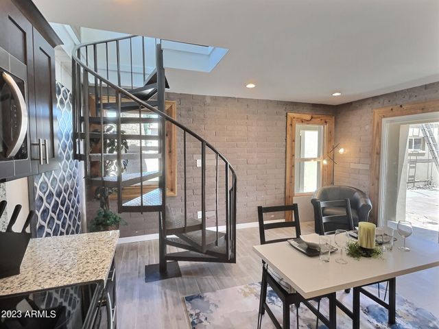 9202 N 6TH Street 5, Phoenix, AZ 85020