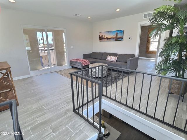 9202 N 6TH Street 5, Phoenix, AZ 85020