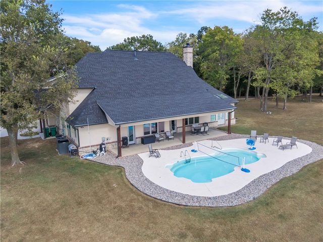 1967 S Pianalto Road, Tontitown, AR 72762