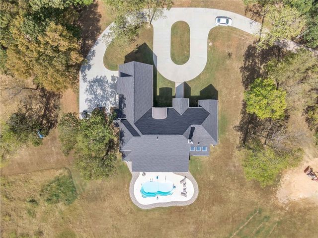 1967 S Pianalto Road, Tontitown, AR 72762