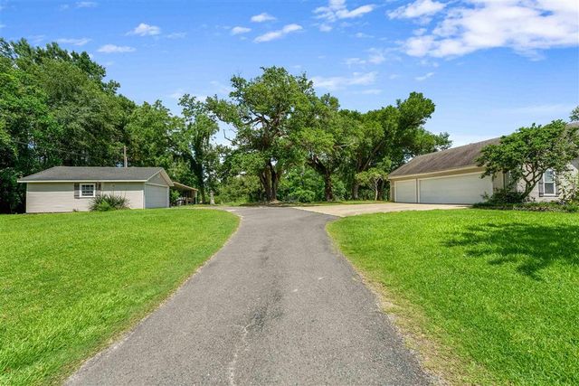 1012 Rigmaiden Cemetery Road, Dequincy, LA 70633