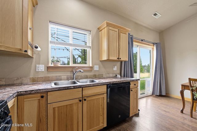 3622 E Galway CIR, Post Falls, ID 83854