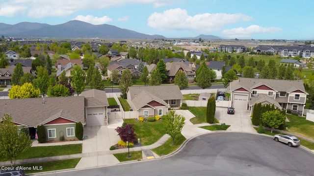3622 E Galway CIR, Post Falls, ID 83854