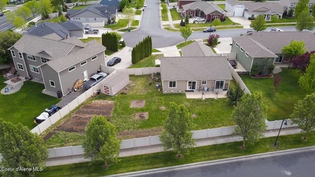 3622 E Galway CIR, Post Falls, ID 83854
