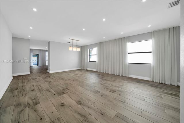 11448 SW 151 st Path, Miami, FL 33196