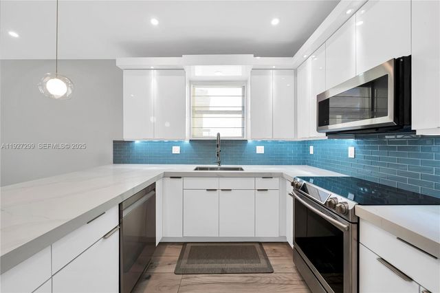 11448 SW 151 st Path, Miami, FL 33196