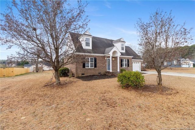 122 Spring Valley Drive, Raeford, NC 28376