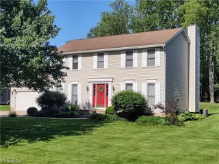 3842 Park Ridge Drive, Green, OH 44685