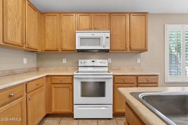 42059 W Cheyenne Drive, Maricopa, AZ 85138