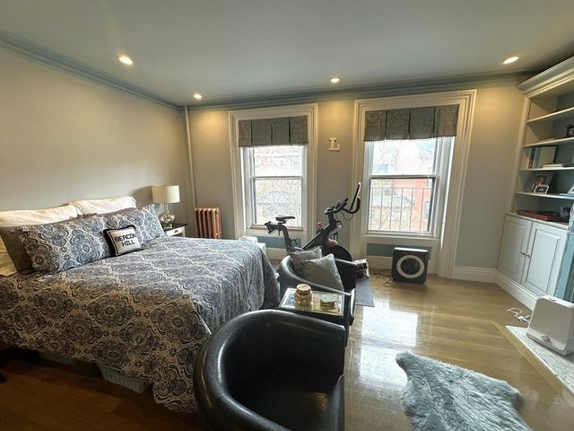 88 Charles 5, Boston, MA 02114