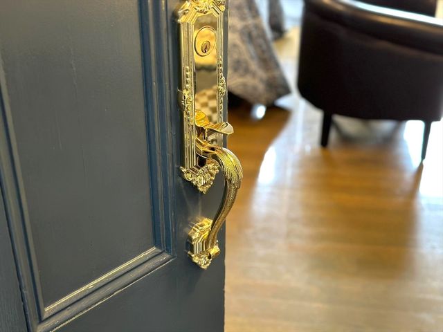 88 Charles 5, Boston, MA 02114