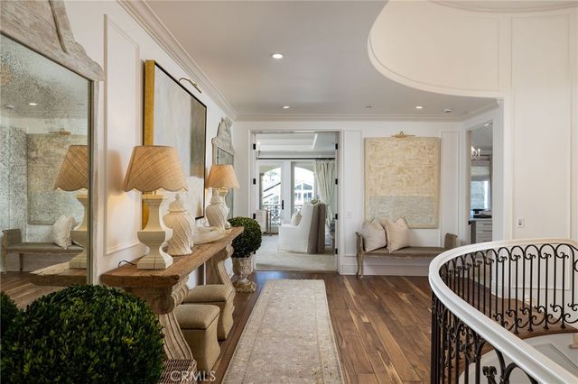 16111 Santa Barbara Lane, Huntington Beach, CA 92649