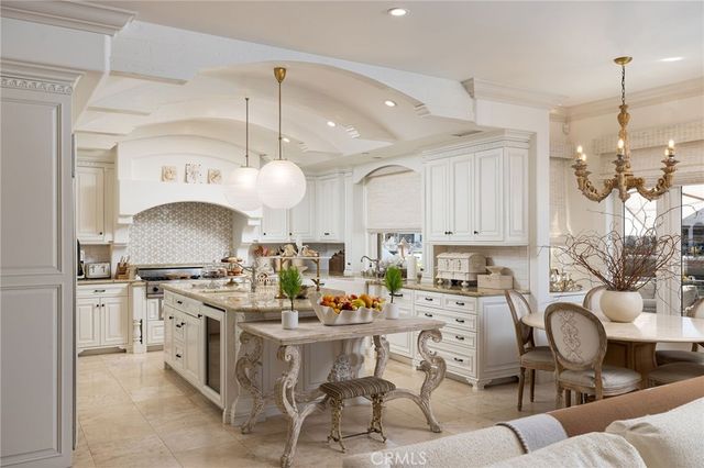 16111 Santa Barbara Lane, Huntington Beach, CA 92649