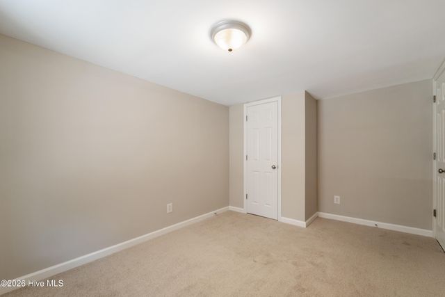 529 Hubert Boulevard, Hubert, NC 28539