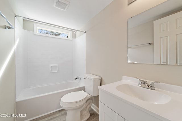 529 Hubert Boulevard, Hubert, NC 28539