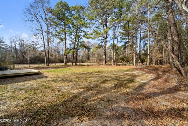 529 Hubert Boulevard, Hubert, NC 28539