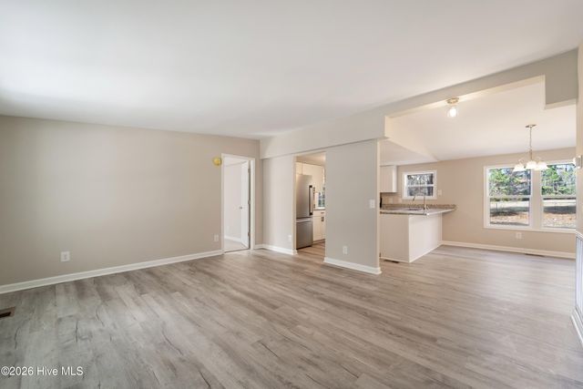 529 Hubert Boulevard, Hubert, NC 28539