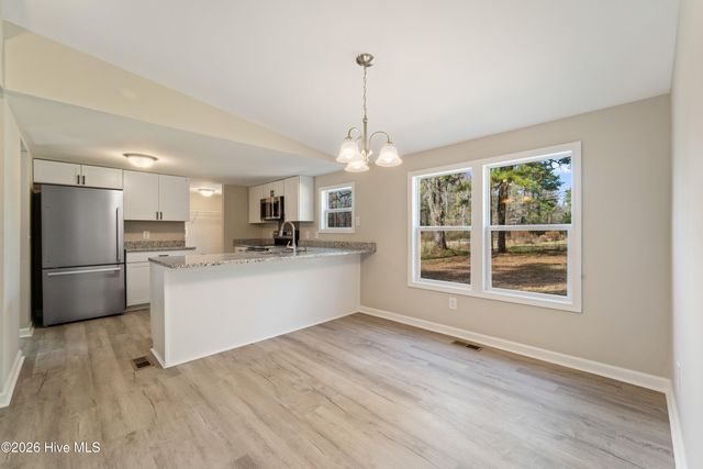 529 Hubert Boulevard, Hubert, NC 28539