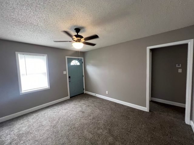 257 W ESSEX AVE, Memphis, TN 38109