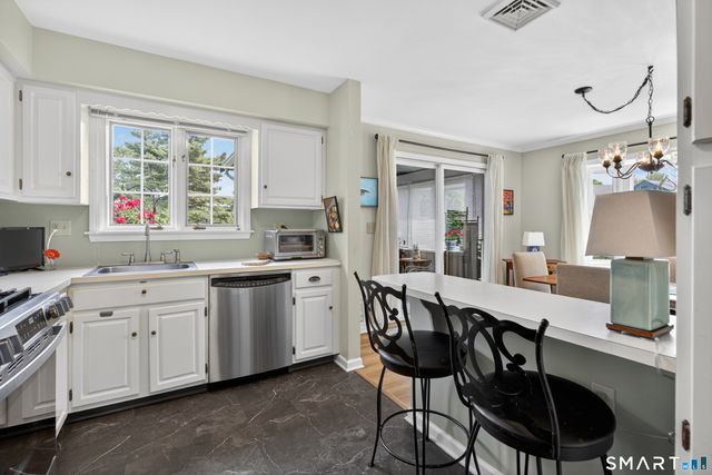 34 Canborne Way 34, Madison, CT 06443