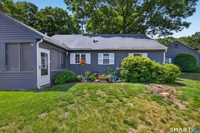 34 Canborne Way 34, Madison, CT 06443