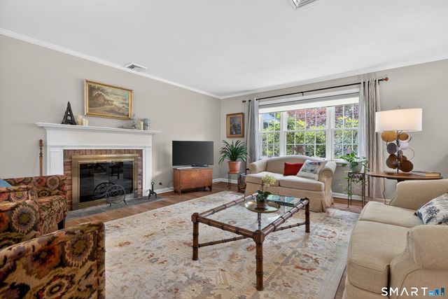 34 Canborne Way 34, Madison, CT 06443