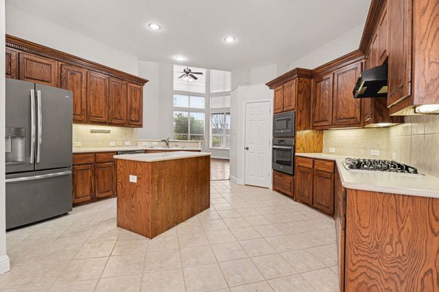 8709 Havant Lane, Plano, TX 75024