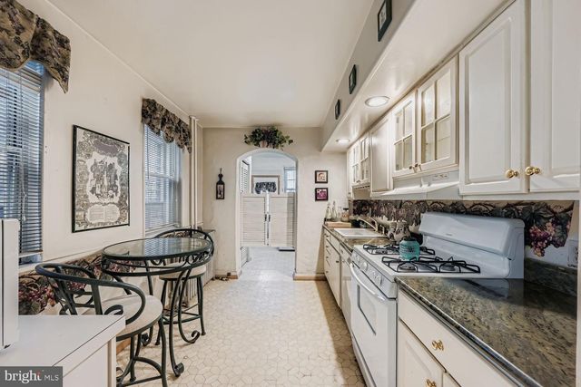 813 S LUZERNE AVE, Baltimore, MD 21224