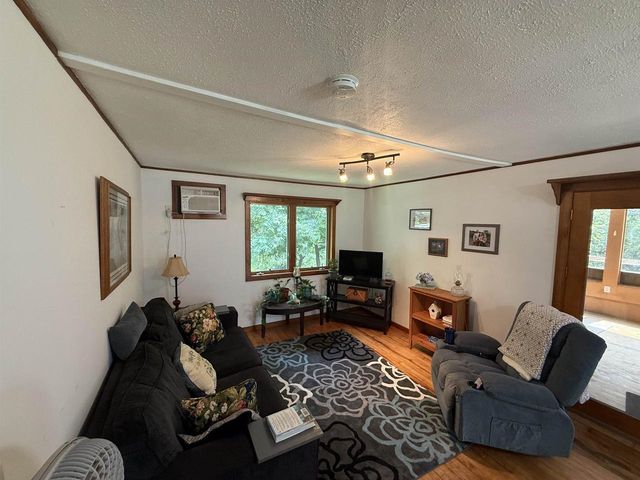 309 Golden Avenue, Wisconsin Dells, WI 53965