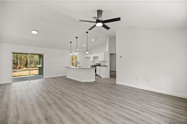 24125 NW Foxglove Lane, Dunnellon, FL 34431