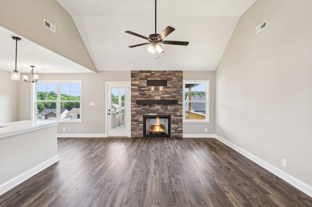 352 Cardinal Creek, Clarksville, TN 37040