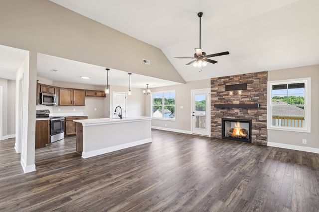 352 Cardinal Creek, Clarksville, TN 37040