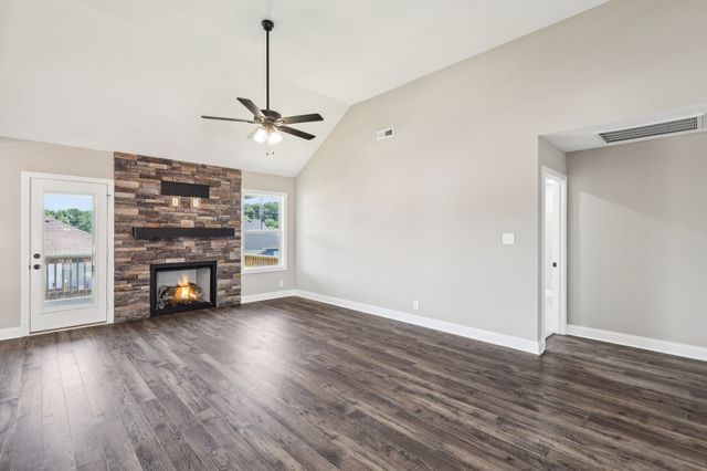 352 Cardinal Creek, Clarksville, TN 37040