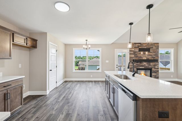 352 Cardinal Creek, Clarksville, TN 37040