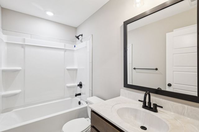 352 Cardinal Creek, Clarksville, TN 37040