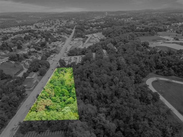 0 E Route 30, North Huntingdon, PA 15642