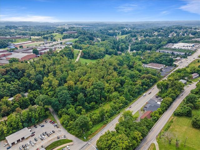 0 E Route 30, North Huntingdon, PA 15642