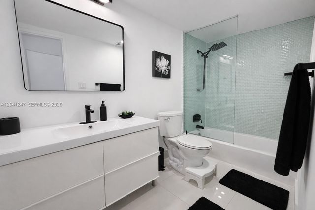 19380 Collins Avenue 307, Sunny Isles Beach, FL 33160