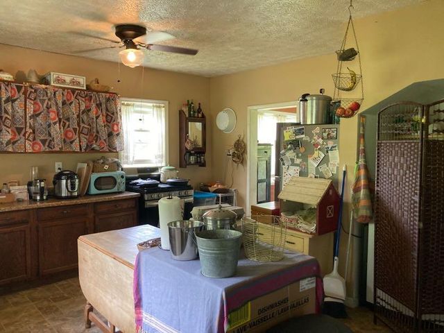 5446 KY 378, Vancleve, KY 41385