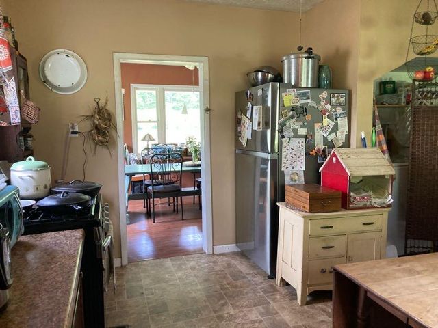 5446 KY 378, Vancleve, KY 41385