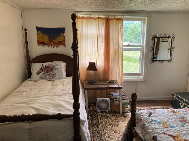 5446 KY 378, Vancleve, KY 41385