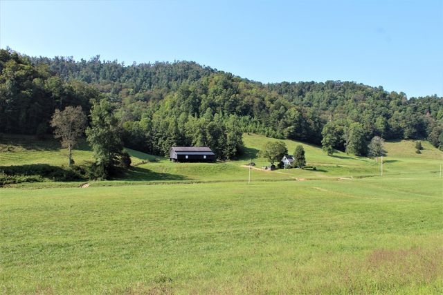 5446 KY 378, Vancleve, KY 41385