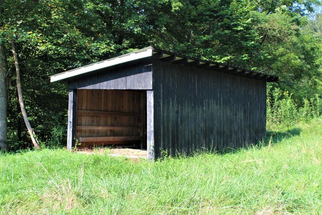 5446 KY 378, Vancleve, KY 41385