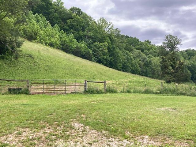 5446 KY 378, Vancleve, KY 41385
