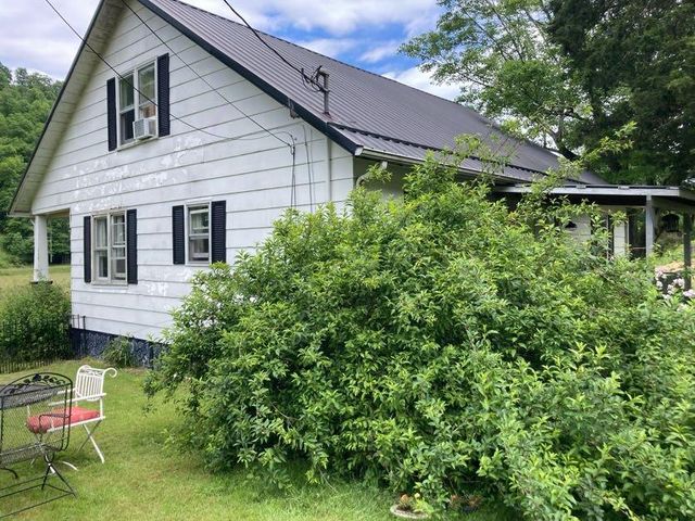 5446 KY 378, Vancleve, KY 41385