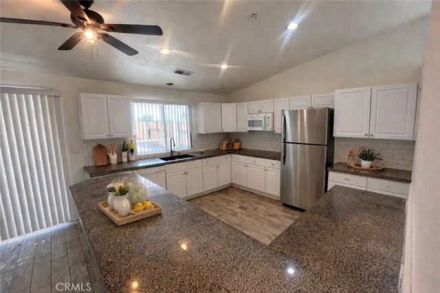 65821 Avenida Ladera, Desert Hot Springs, CA 92240