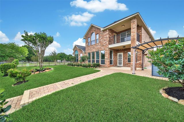 17802 Harbour Bridge Point Drive, Cypress, TX 77429