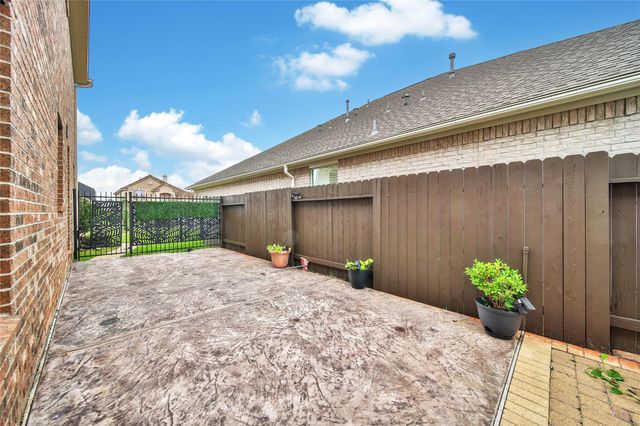 17802 Harbour Bridge Point Drive, Cypress, TX 77429