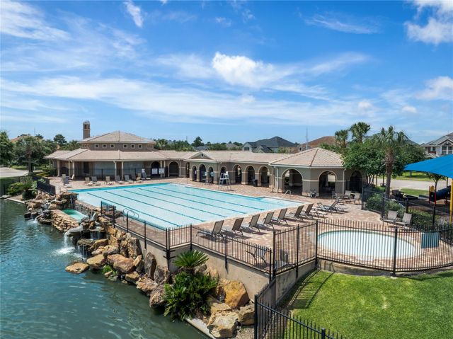 17802 Harbour Bridge Point Drive, Cypress, TX 77429