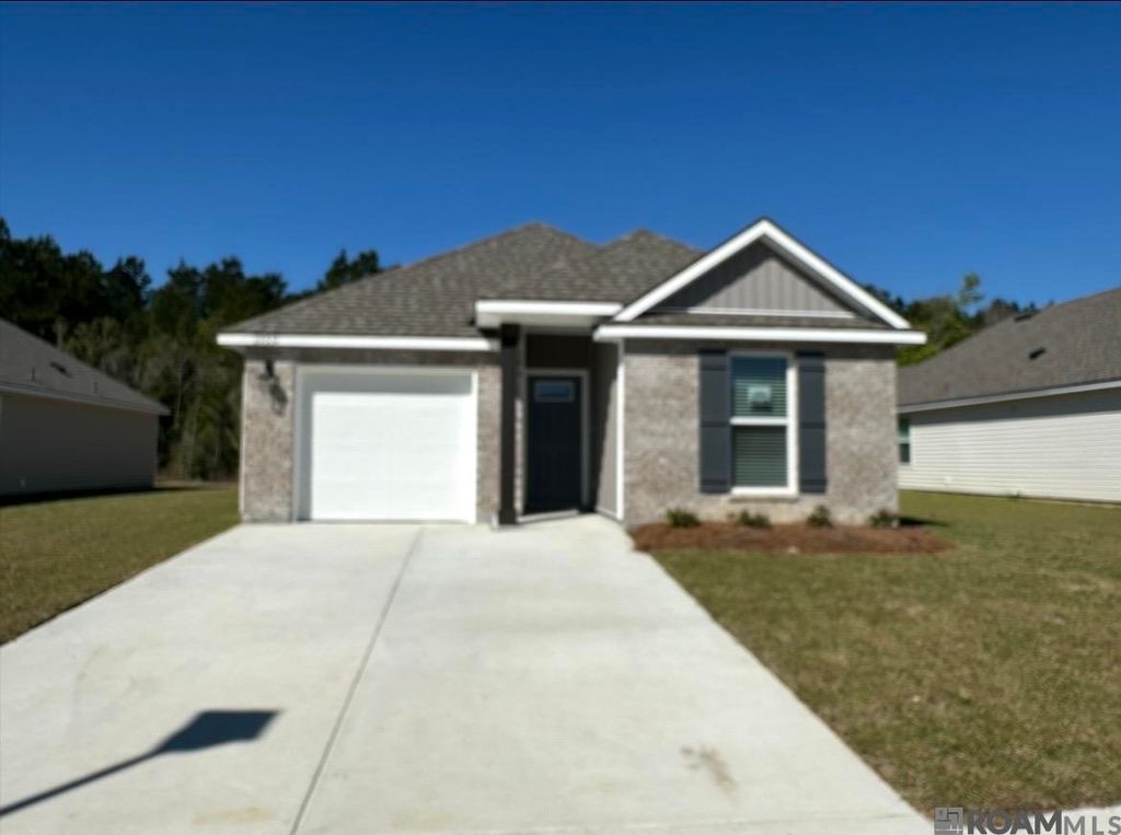 35531 Forest Manor Ave, Denham Springs, LA 70706